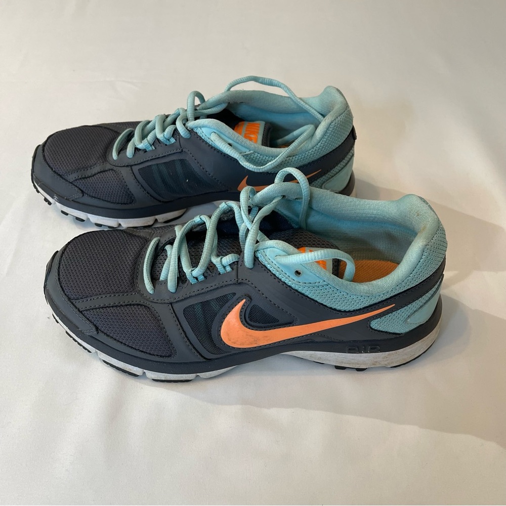 Nike, Air, women’s shoes , size 7.5 , good condition, preowned.